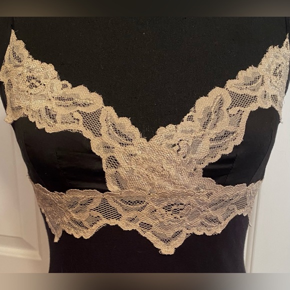 MNG Sexy Black Camisole Ivory Lace Trim Tank - Picture 4 of 8